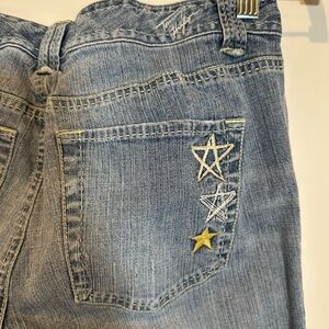 Tommy Hilfiger, low rise, boot cut blue jeans women’s size 4